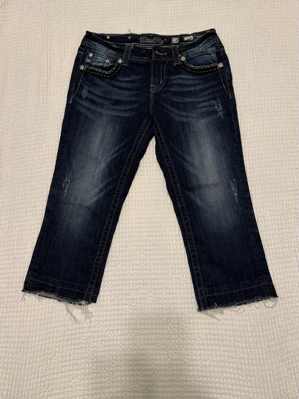 Miss me rhinestone pocket capri